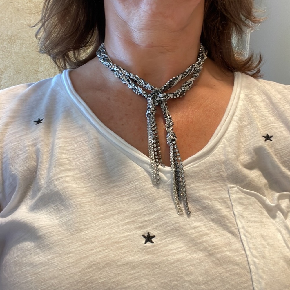 Stella & Dot Vintage long lariat style necklace, can be worn multiple ways